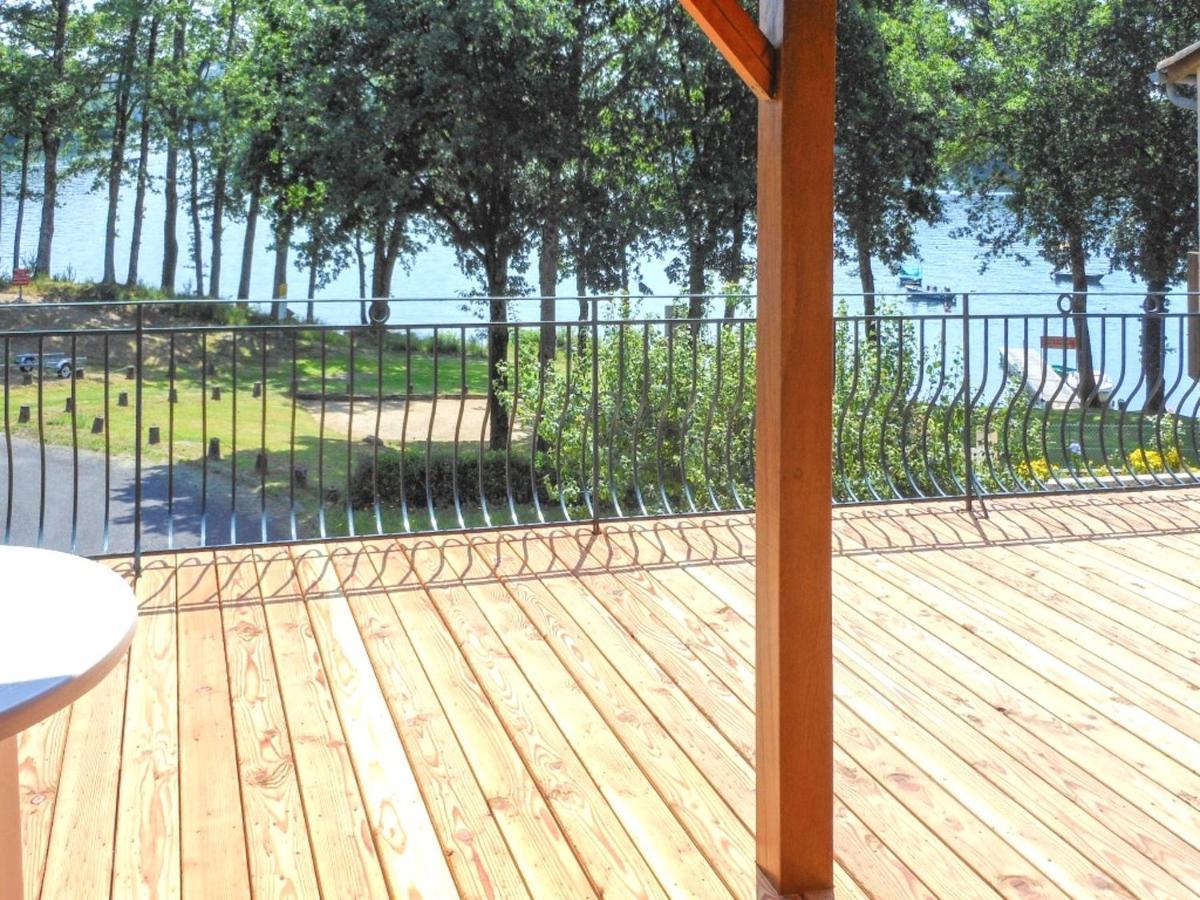 Chalet Charmant A Saint-Gerons Avec Piscine Partagee מראה חיצוני תמונה